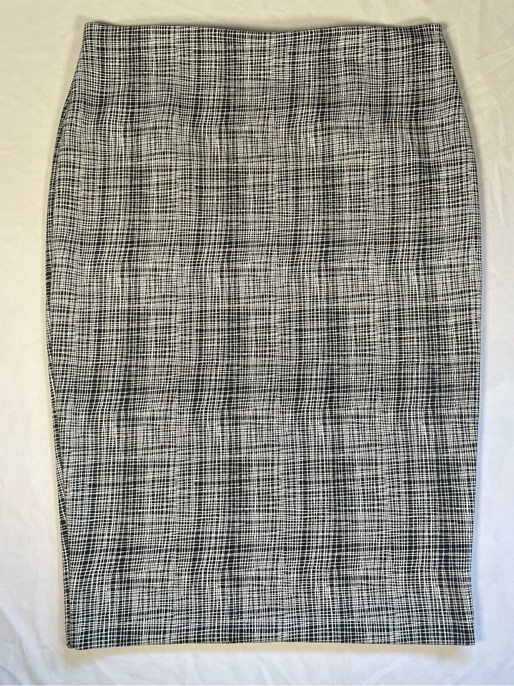 Vince Camuto Black and White Grid Pencil Skirt